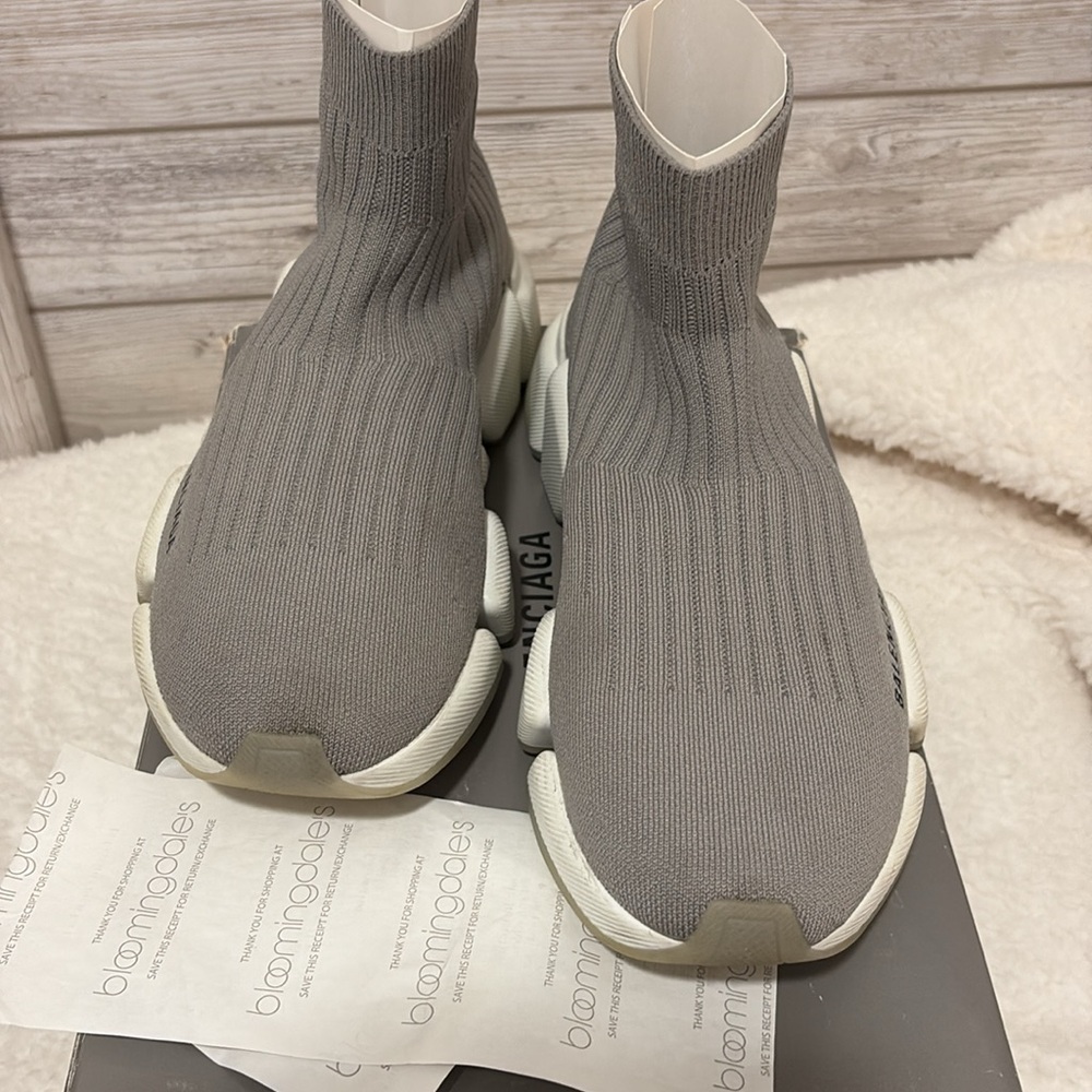 Balenciaga Speed 2.0 in Gray and White - Picture 5 of 5